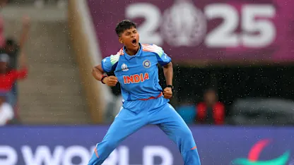 Kranti gets the early breakthrough as Healy chops on | CWC25