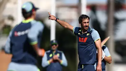 Starc eyes Kapil Dev's mark as Aussies focus on Bangladesh