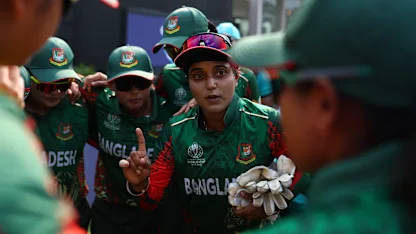 LIVE: Sri Lanka remove Bangladesh's openers in CWC25 tie