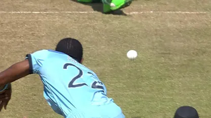 CWC19: ENG v BAN - Archer takes the top of off-stump