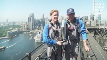 WT20WC Trophy Tour: Bridge climb with Alex Blackwell and Michael Clarke 