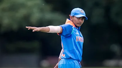 Logo of India captain Prithvi Shaw directs his field in the warm-up match against South Africa at Christ's College in Christchurch