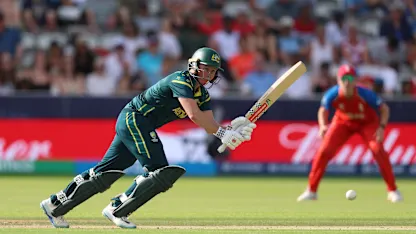 LIVE: Australia on the charge against England