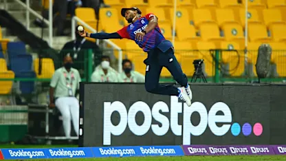 Jordan nearly denies six with spectacular bit of fielding