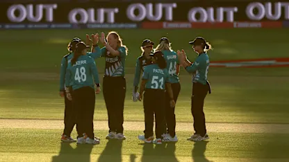 Illing's yorker hits the mark | Women's T20WC 2026