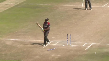 CWCQ: Ghulam Shabber bowled while trying to scoop!