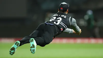 Logo of Phillips defies physics with stunning grab! T20WC 2022