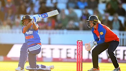 Harmanpreet lofts one over to clear the ropes | Women's T20WC 2026 warm-ups