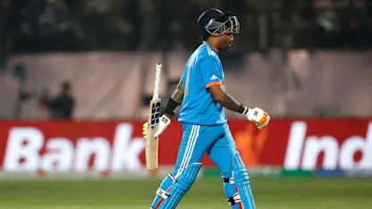 Logo of New Zealand strike big after mix-up on the field | CWC23