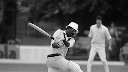 Logo of Clive Lloyd.