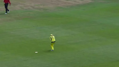 WICKET: Captain gets captain as Heather Knight departs off Meg Lanning's catch