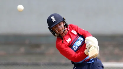 Danielle Wyatt gave England a good start with a 17-ball 34