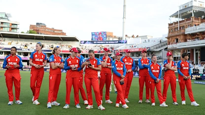 England receive their runners-up medal | Women's T20WC 2026