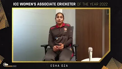 Logo of Esha Oza accepts her award | ICC Awards 2022
