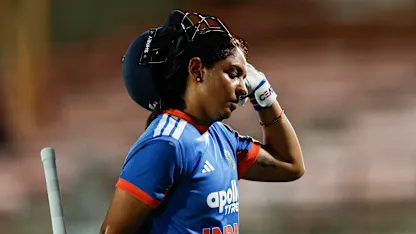 No need to panic as Harmanpreet urges India to stay together
