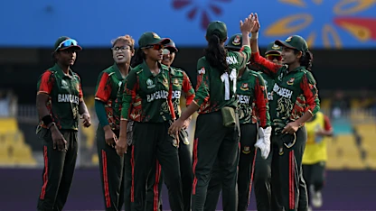 LIVE: New Zealand lose three quick wickets in CWC25 clash