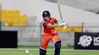 Babette De Leede of the Netherlands bats during the ICC Women's T20 World Cup Qualifier 2024 match between Netherlands and Ireland at Zayed Cricket Stadium on May 03, 2024 in Abu Dhabi, United Arab Emirates.