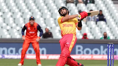 Netherlands pick up prized wicket as Sikandar Raza skies one for Zimbabwe | T20WC 2022