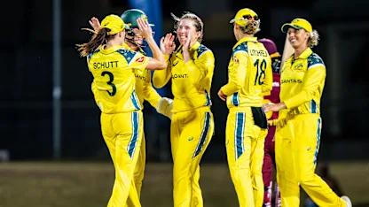 Fifteen on the trot as dominant Aussies clinch ODI series