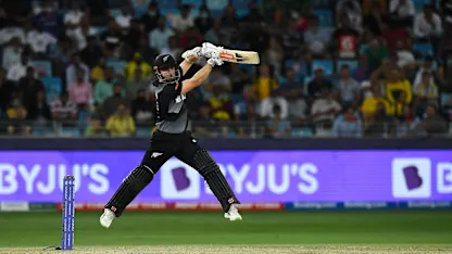 Logo of New Zealand skipper smashes Starc for 22 in an over
