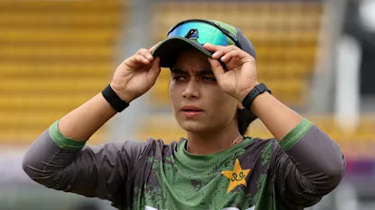 LIVE: Pakistan elect to field first against India in CWC25