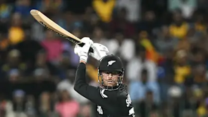 LIVE: New Zealand late charge helps them set a target of 169