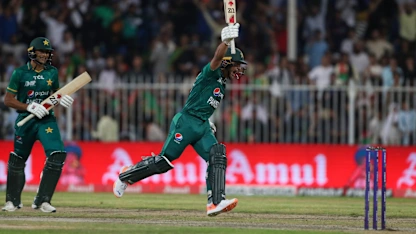 Logo of Pakistan win a thriller, set up final against Sri Lanka