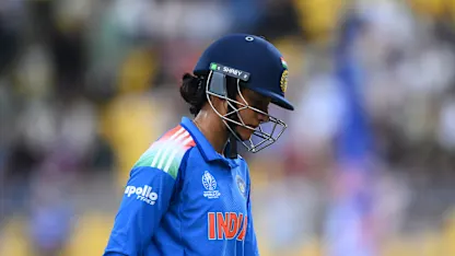 Mandhana goes, Sri Lanka strike early | CWC25