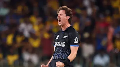 A peach first up from Henry | T20WC 2026