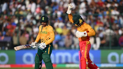 LIVE: Zimbabwe rock South Africa with early wickets