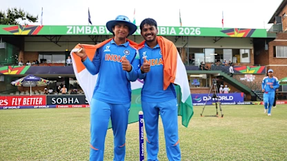 Shastri tips teenager for youngest-ever India debut