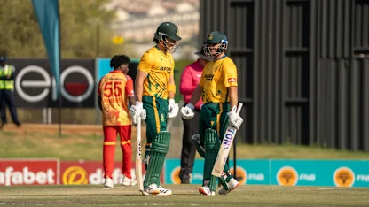 Brevis blitz sees off Zimbabwe as South Africa bounce back