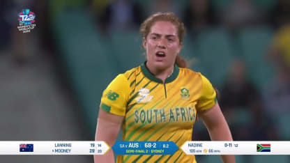 WT20WC: SA v Aus SF2 – Nadine de Klerk gets 3/19