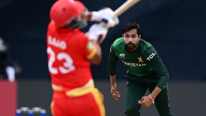 Amir fires Pakistan to victory against Canada in crucial Group A clash