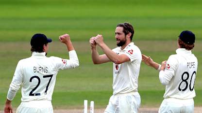 Woakes returns to England squad, Buttler to miss fourth Test
