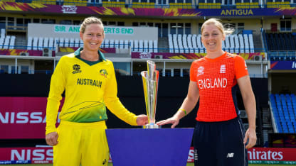 WT20: Knight and Lanning look ahead to final at trophy photoshoot