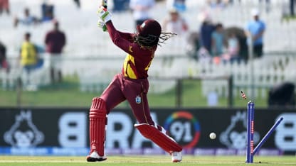 Pat Cummins ends Chris Gayle's fast start