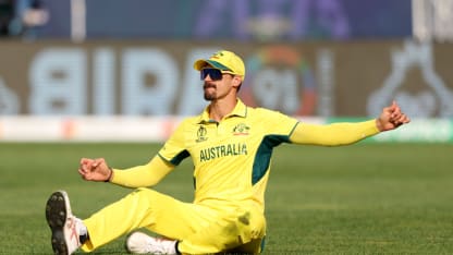 Sharp Starc take removes Devon Conway | CWC23