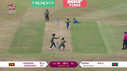 SL v BAN: Mix-up sees Dilani Manodara run out