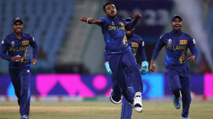 Dilshan Madushanka's double-wicket maiden destroys Australia's top-order | CWC23