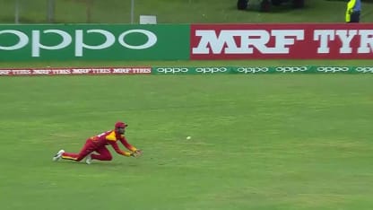 CWCQ POTD - Raza takes a stunner to dismiss Hope