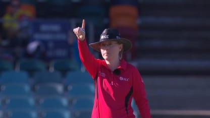 Kim Cotton: The first woman to umpire a World Cup final | Emirates