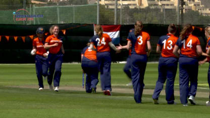 ICC Women's T20 World Cup Europe Qualifier: Ned v Sco – Netherlands' Caroline de Lange takes 3/10