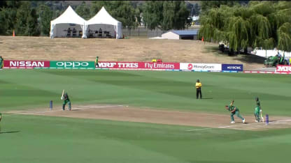 U19CWC POTD - Jade de Klerk's diving catch