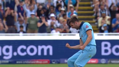 CWC19 SF: AUS v ENG - Australia innings highlights 