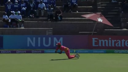 Muzarabani takes a diving catch | ZIM v SCO | CWC23 Qualifier