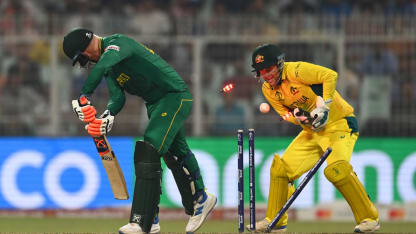 Back-to-back strikes from Head put Australia on top | CWC23