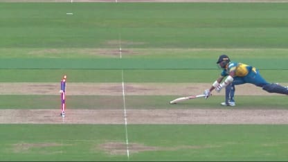 WICKET: Mendis run-out courtesy a direct hit by Bhuvneshwar