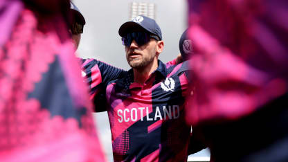 LIVE: Scotland chase looking jittery in pivotal Group B fixture