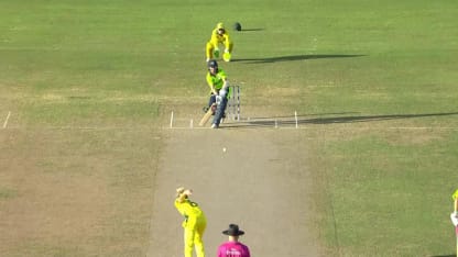 AUS v IRE: Ellyse Perry bowls Clare Shillington